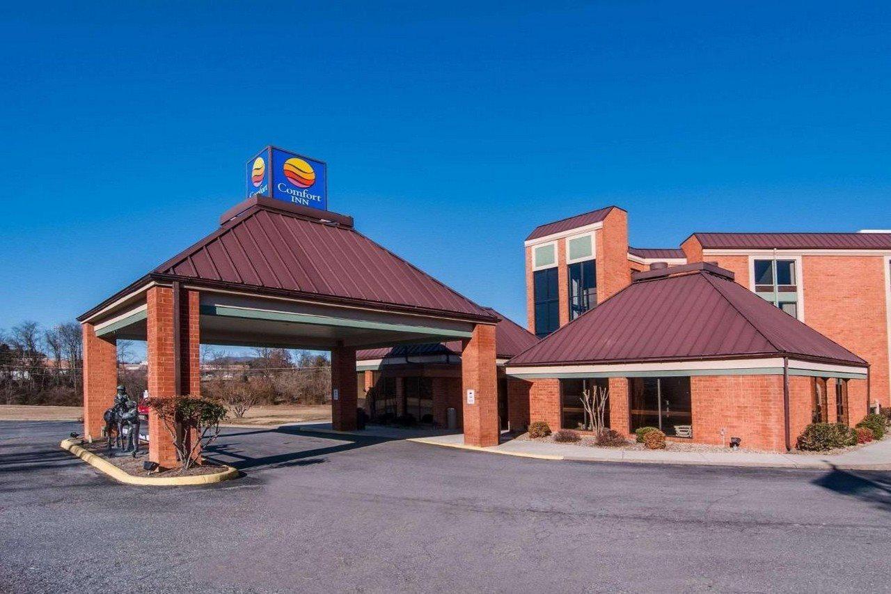 Comfort Inn Virginia Horse Center Lexington Exterior photo