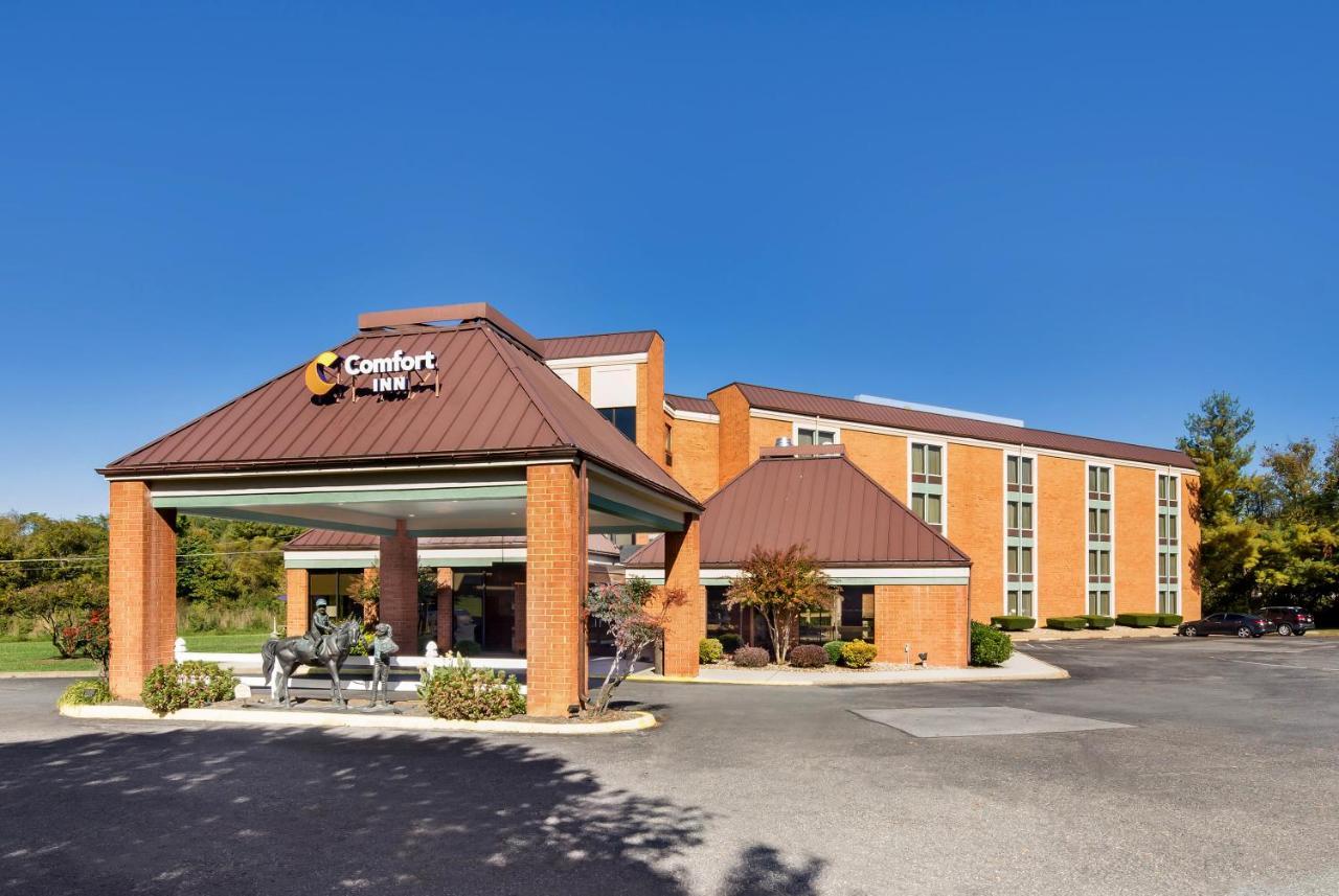 Comfort Inn Virginia Horse Center Lexington Exterior photo